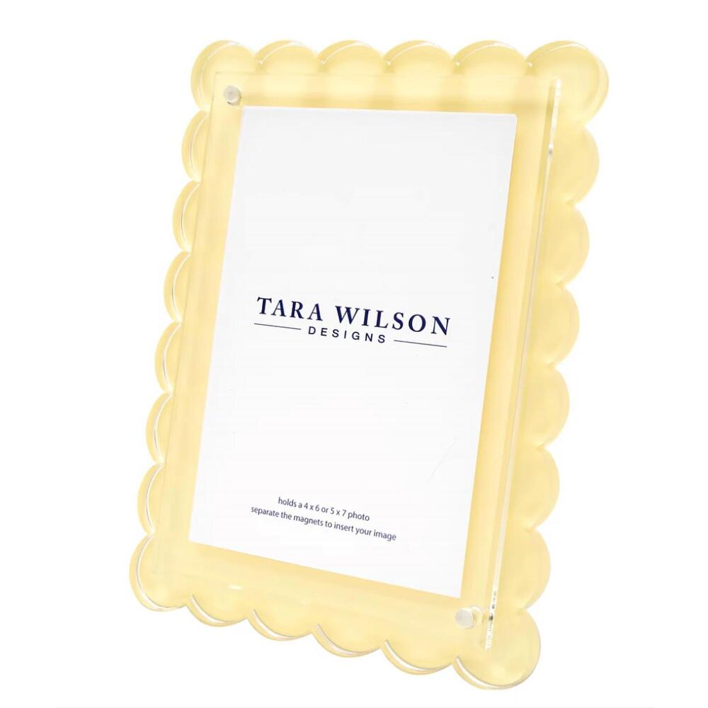 NEW TARA WILSON DESIGNS scallop acrylic picture frame in pastel yellow